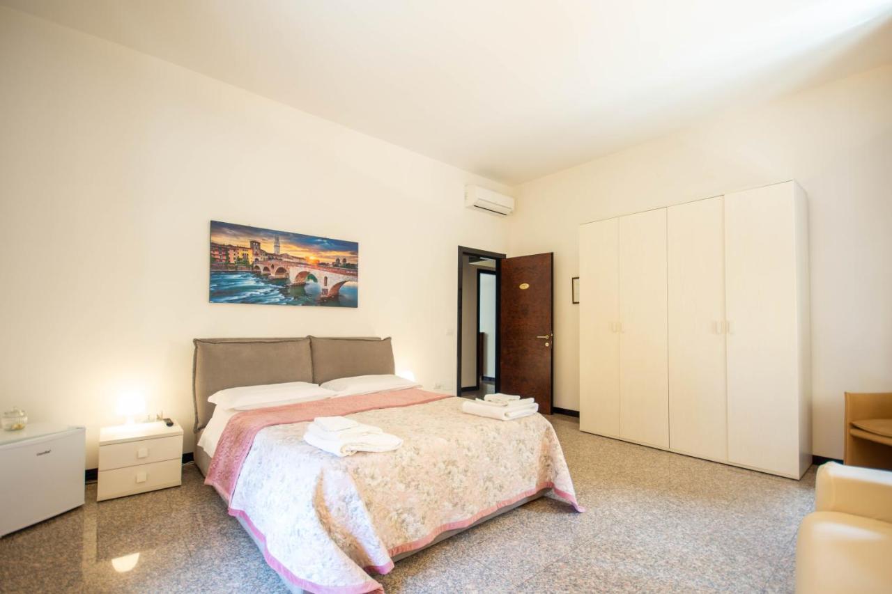 Residenza Bra Apartment Verona Exterior foto