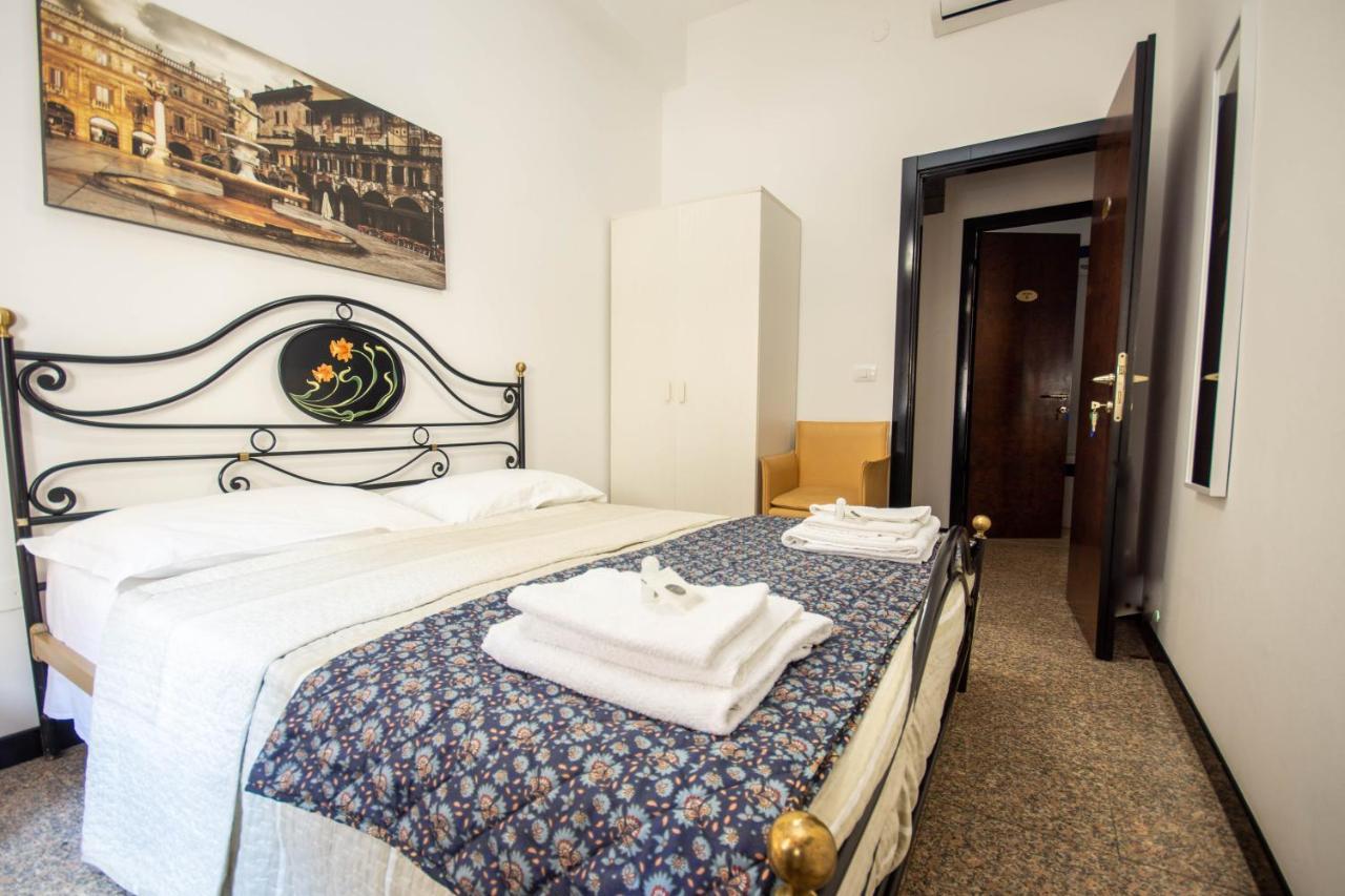 Residenza Bra Apartment Verona Exterior foto
